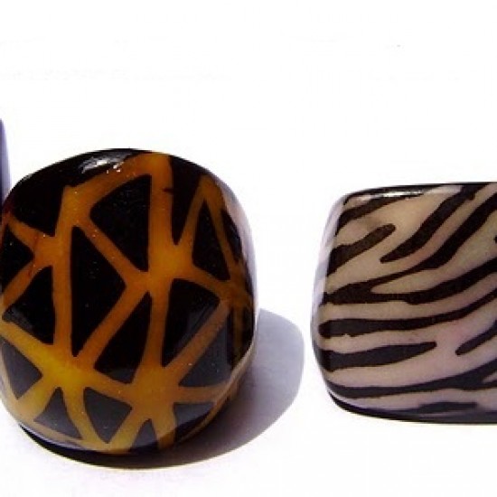 WHOLESALE TAGUA BEADS RINGS TYPE ANIMAL PRINT RESINED 