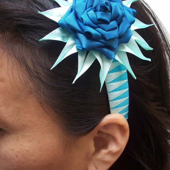 PERUVIAN HAIRBAND MADE OF SATIN RIBBON TYPE FLOWER