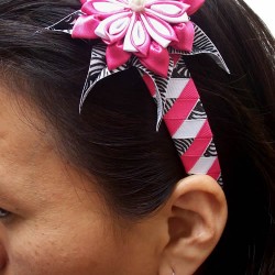 PERUVIAN HAIRBAND MADE OF SATIN RIBBON TYPE FLOWER