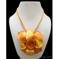 WHOLESALE ORANGE PEEL NECKLACE TYPE FLOWER VARIED COLORS