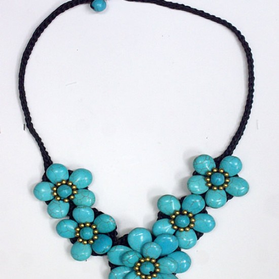 CHOKERS MADE OF CHINESE TURQUOISE STONE