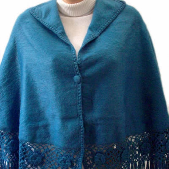 PERUVIAN CLOAK MODEL" ROSES" MADE OF ALPACA WOOL COMBED