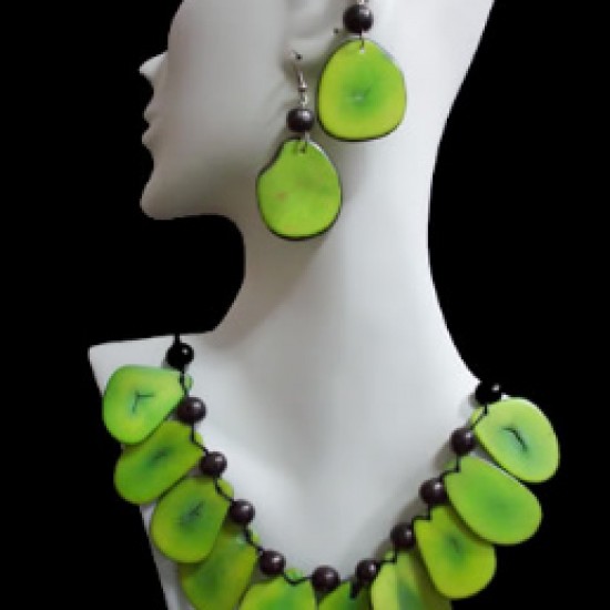 WHOLESALE TAGUA SETS NECKLACES FLAT SEEDS TYPE LEAF WHOLESALE TAGUA SETS NECKLACES FLAT SEEDS TYPE LEAF
