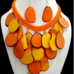 WHOLESALE TAGUA SETS NECKLACES FLAT SEEDS AND WOVEN 