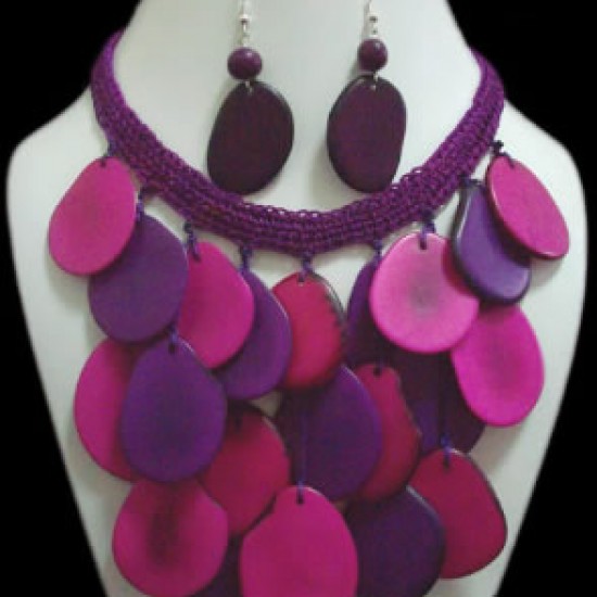 WHOLESALE TAGUA SETS NECKLACES FLAT SEEDS AND WOVEN WHOLESALE TAGUA SETS NECKLACES FLAT SEEDS AND WOVEN