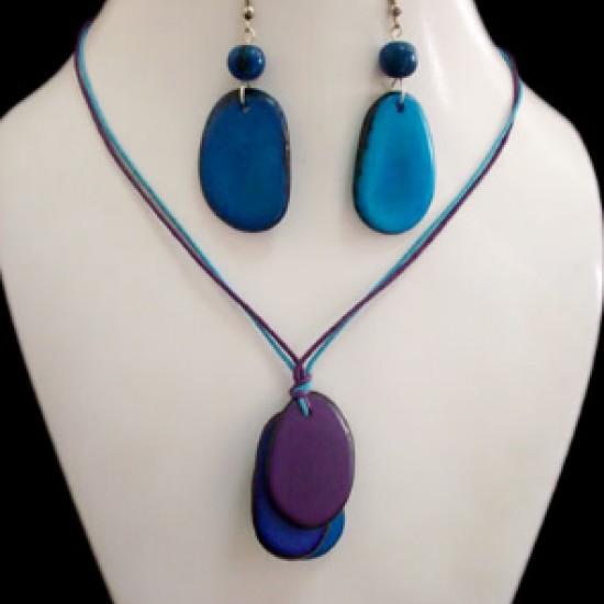 WHOLESALE TAGUA SETS NECKLACES FLAT SEEDS VARIED COLORS WHOLESALE TAGUA SETS NECKLACES FLAT SEEDS VARIED COLORS