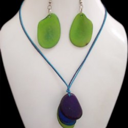 WHOLESALE TAGUA SETS NECKLACES FLAT SEEDS VARIED COLORS 